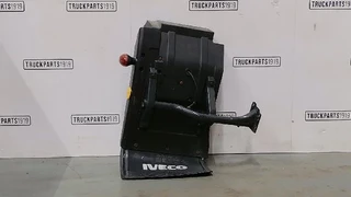 Iveco N/A - Body & Chassis Parts Spatbord voor Li. Iveco obrazek 1