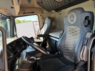 Mercedes-Benz Actros 2017 - Actros 1842LS 4X2 / Full spoiler / Alcoa / Holland Truck изображение 15