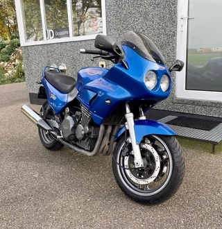 Triumph N/A 1996 - SPRINT 900 image 2