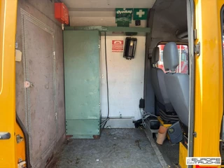 Mercedes-Benz Sprinter 2006 - 416 изображение 11