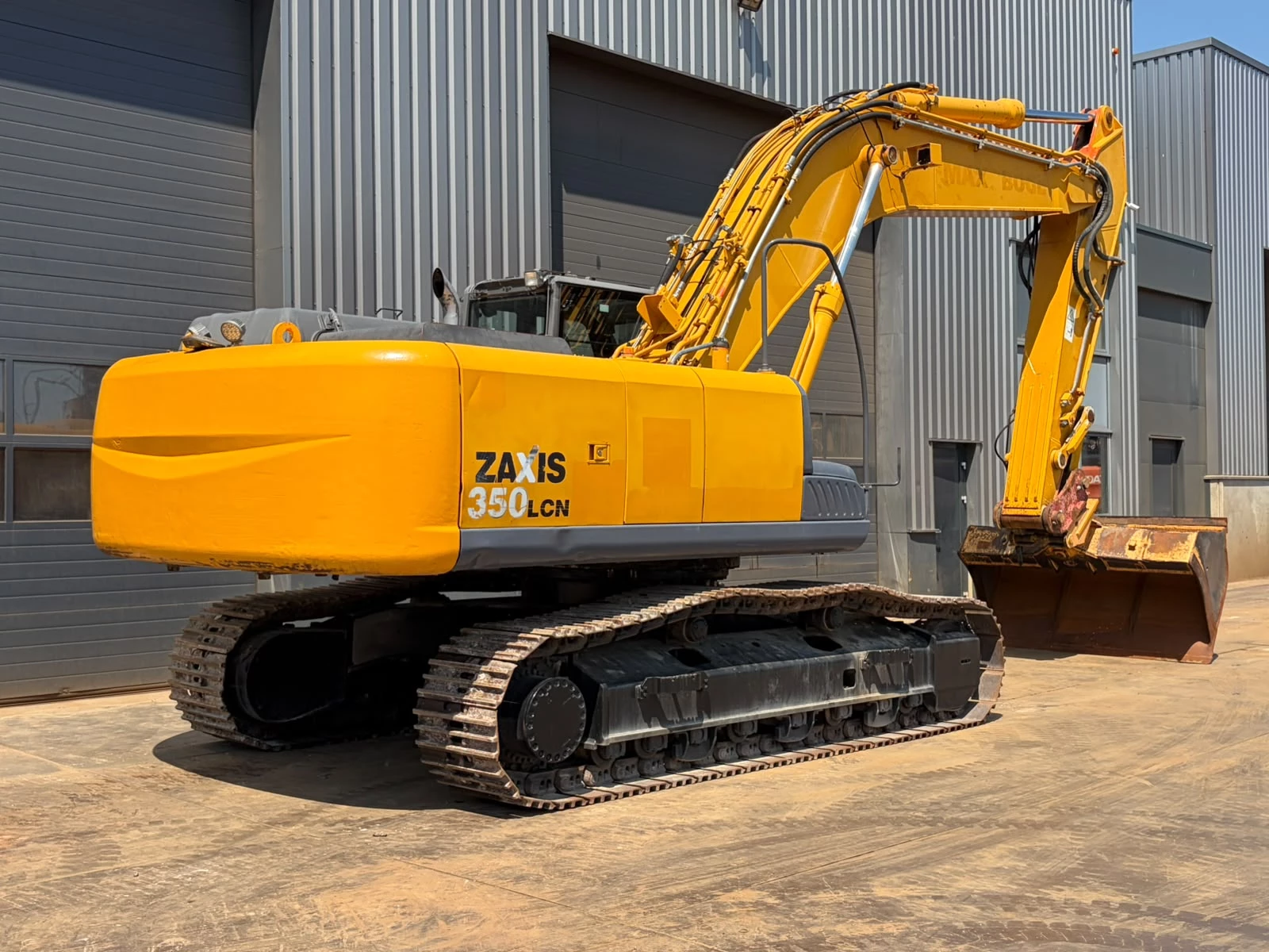 Hitachi ZX350LCN-3 2011 Bild 5