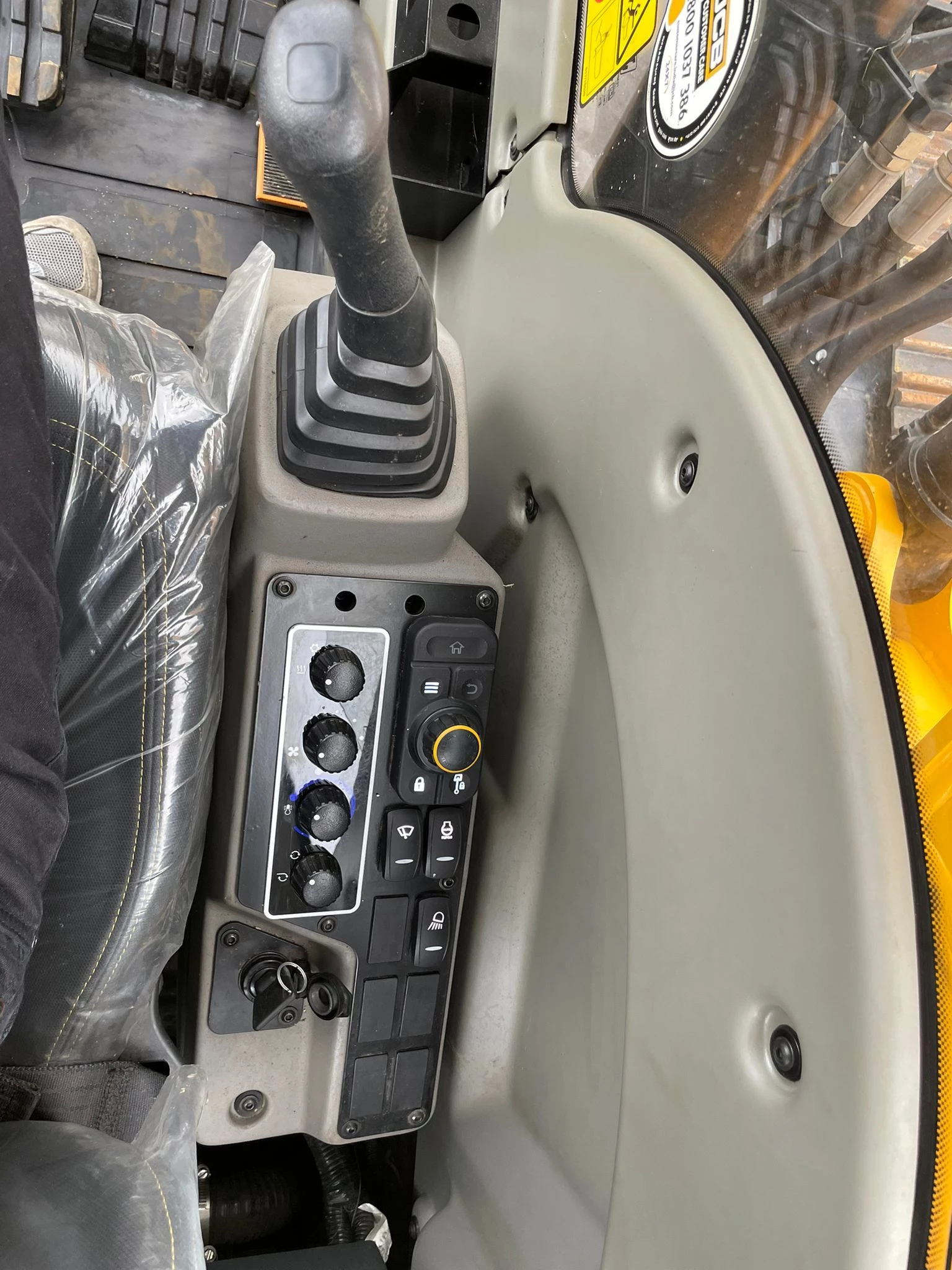JCB 205 Hydraulic Excavator - Export Model 2025 obrázek 26