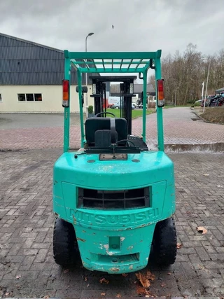 Mitsubishi N/A 1995 - FG30T Heftruck obrazek 3