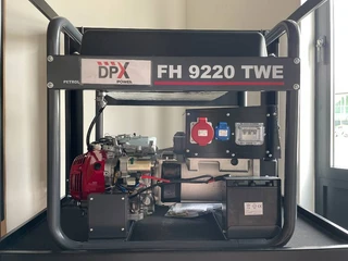 Honda 2025 - FH9220TWE - 8.7 kVA generator - DPX-17965 image 1 miniature