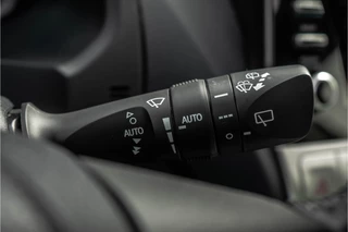 Toyota Land Cruiser 2022 - 2.8D-4D | 204 PK | 4X4 | Vol Opties | Automaat | Luchtvering | 360° camera | Adapt.Cruise | Stoelverw. & -koeling | LED image 19