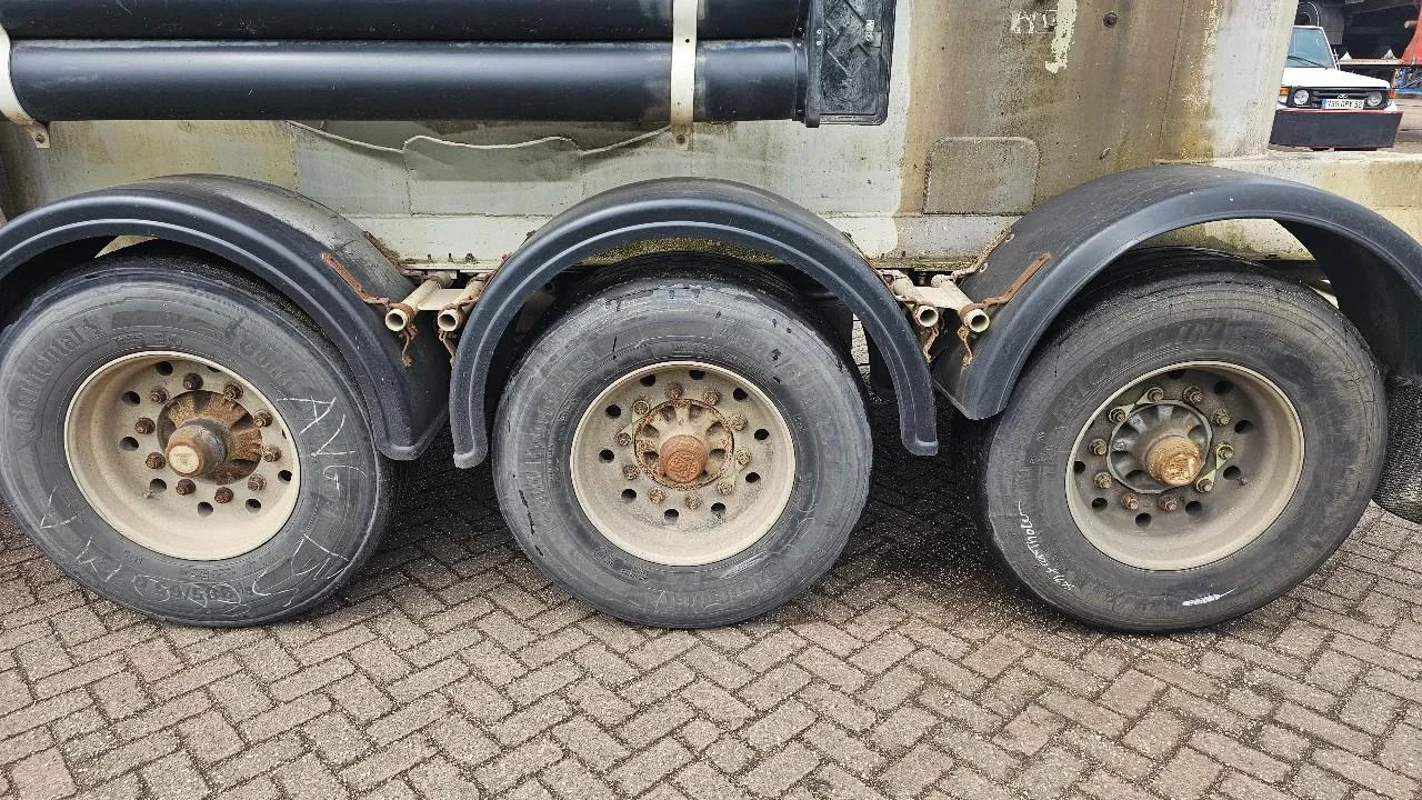 SPITZER Eurovrac Silo 43m3 1993 obrázek 16