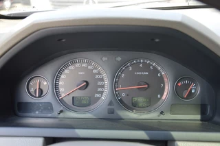 Volvo XC90 2003 - 2.9 T6 Automaat 7 Persoons Airco 272 PK image 17