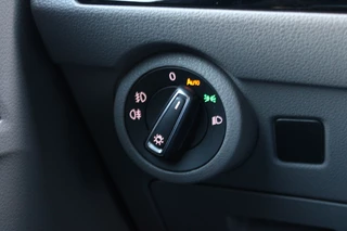 Volkswagen Transporter 2021 - 2.0 TDI L2H1 28 Bulli 150pk - 20 Inch - Camera - Trekhaak - Leder - ACC - LED - Rijklaar immagine 28
