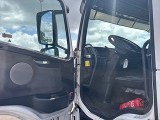 Volvo FM 2004 - 9-300 , Dutch Truck. Airco image 17