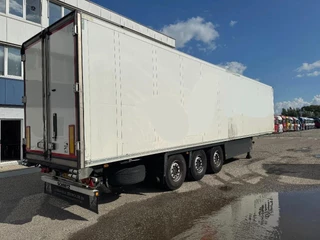 Schmitz Cargobull SCB*S3B THERMO KING SLX 300E TÜV TILL 03-2026 2014 - N/A bild 4