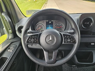 Mercedes-Benz Sprinter 2021 - 317 obrazek 13