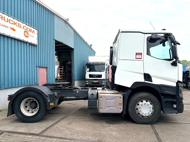 Renault T460 2017 - PROTECT SLEEPERCAB (EURO 6 / I-SHIFT / 8.000 KG. FRONT AXLE / ADR/VLG / AIRCONDITIONING / ETC.) obrázek 4