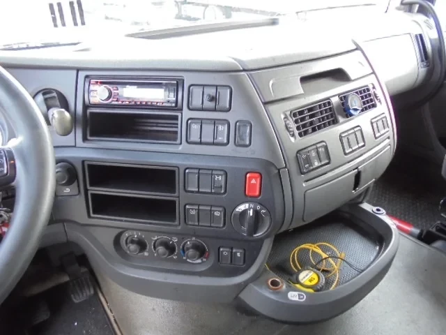 DAF XF 440 2015 imagen 16