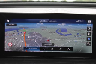 Mercedes-Benz EQC 2022 - 400 4MATIC 80 kWh AMG LINE SCHUIFDAK MEMORY DISTRONIC HEAD-UP image 22