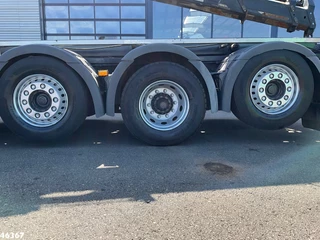 Scania P 2011 - 360 Euro 5 8x2 Hiab 28 Tonmeter laadkraan bild 8