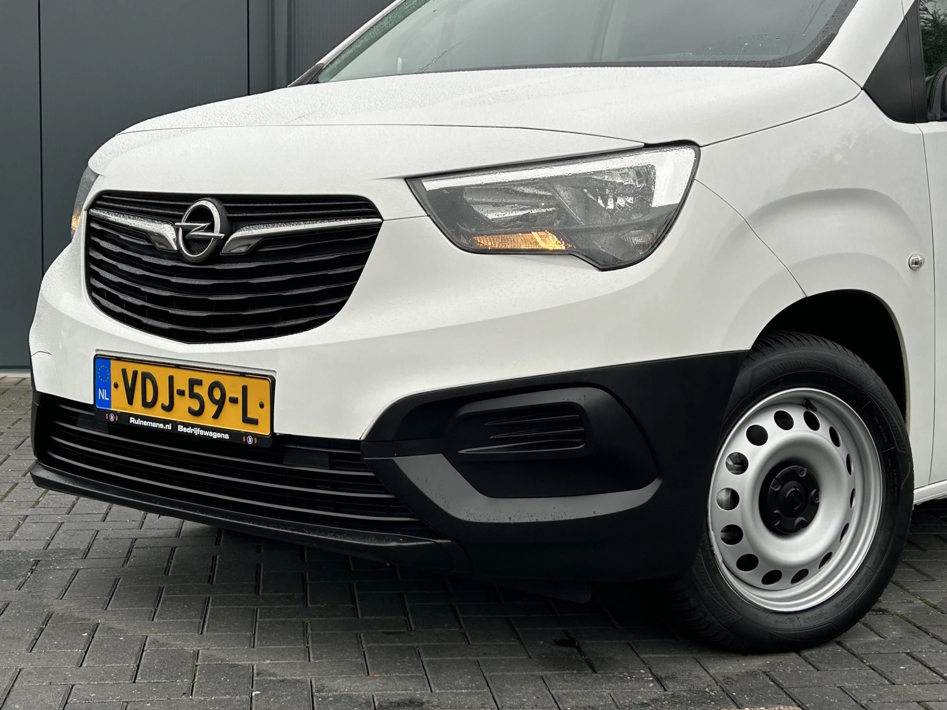 Opel Combo 2019 - 1.5D 102 PK / L2H1 / 1e EIG. / 85.411 KM !! / SORTIMO INRICHTING / AIRCO / CRUISE / NAVI / APPLE CARPLAY image 20