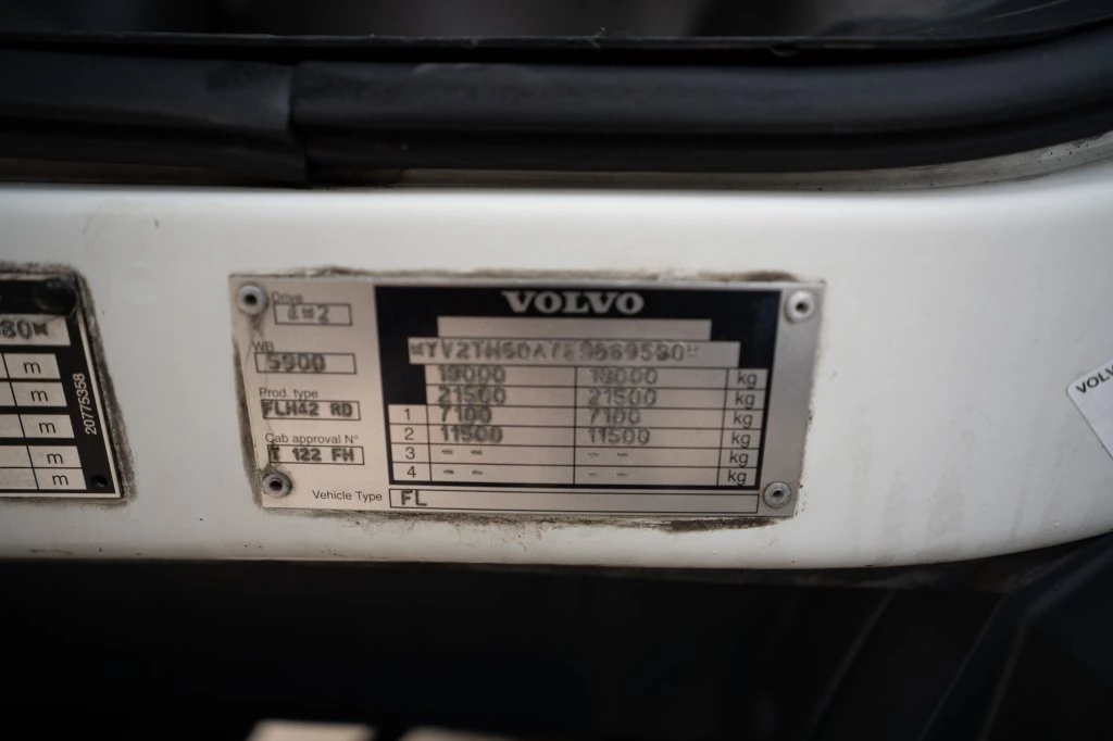 Volvo 2013 - FLH 290 +CARRIER imagem 16