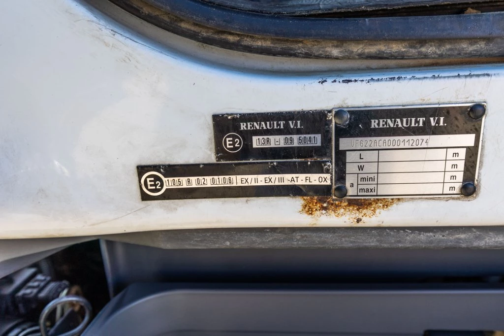 Renault 2005 - PREMIUM 270 + MAGYAR 13000L+4COMP+INTARDER obrázek 24