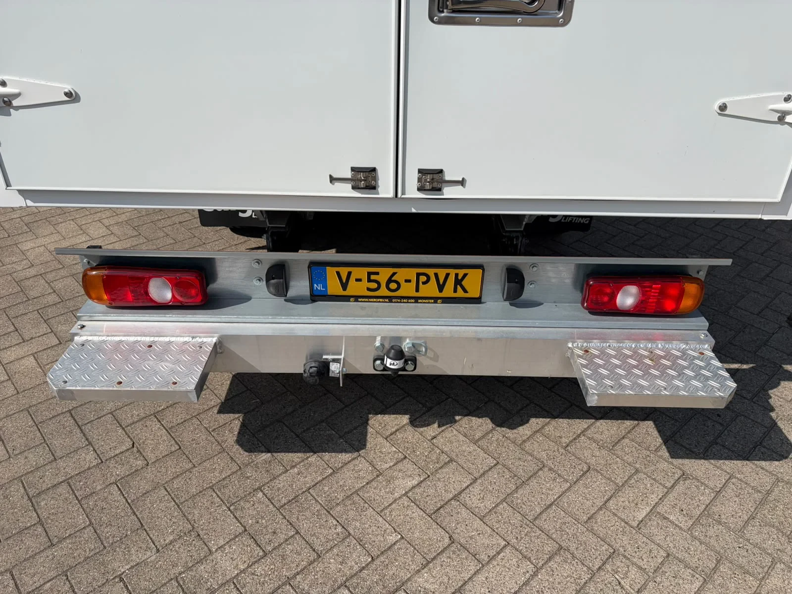 FUSO Canter 2024 - 3C15 Bakwagen Airco Trekhaak 3-Zits NIEUW BPM VRIJ 5X OP VOORRAAD N1-B-Rijbewijs изображение 5