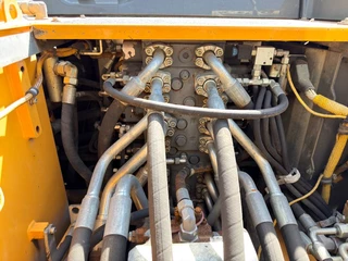 Liebherr N/A 2014 - R922 SLC image 36