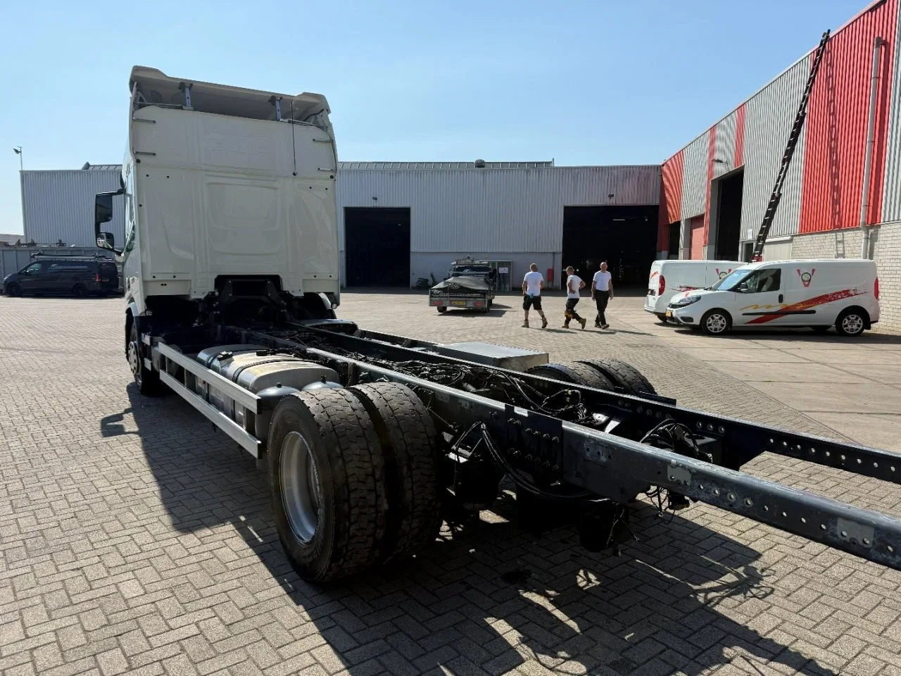 DAF XD410 2023 - / ENGINE RUNNING / SLEEPER HIGH CAB / NL TRUCK / ONLY:478608 KM / DEB / AUTOMATIC / EURO-6 / 2023 zdjęcie 3