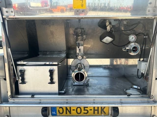 Van Hool N/A 2014 - FOOD / RVS chassis / empty weight: 5.860kg / 29.500L / 1-comp.+ 1 baffel / discbrakes / NL / APK: 05/2027 obrazek 7
