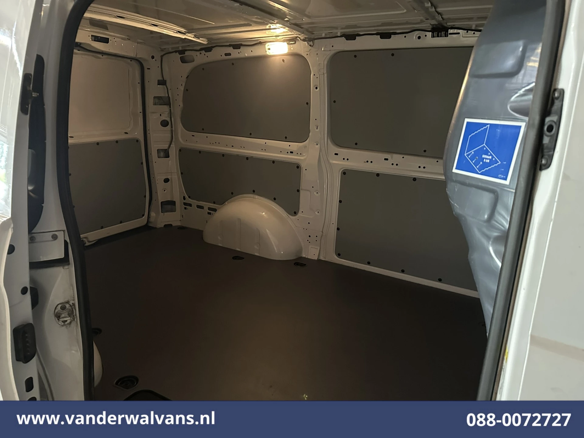 Mercedes-Benz Vito 2020 - 114 CDI 136pk L2H1 Euro6 Airco | Camera | Cruisecontrol | Stoelverwarming obrázek 12