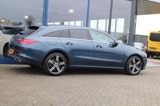 Mercedes-Benz CLA 2022 - Shooting Brake 250e AUT8 Advantage DISTRONIC SFEER HEAD-UP CARPLAY 18'' bild 4
