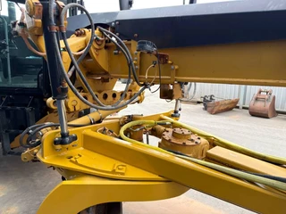 Cat N/A 2011 - 140M2 image 22