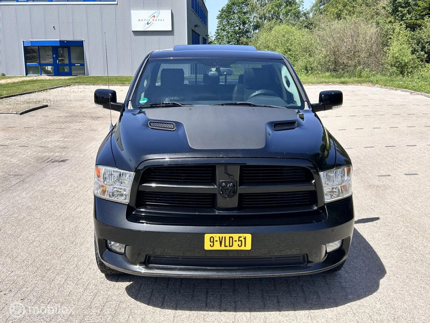 Dodge Ram 1500 2011 - 5.7 V8 Crew Cab sport Black edition afbeelding 2