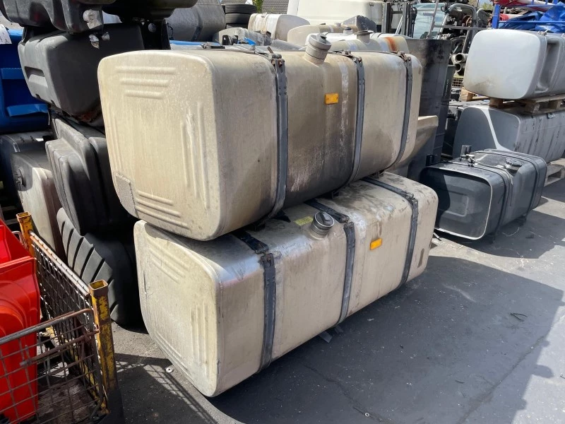 Scania - 1423691 ALUMINIUM BRANDSTOFTANK 700 LTR (163X70X68 CM) image 1