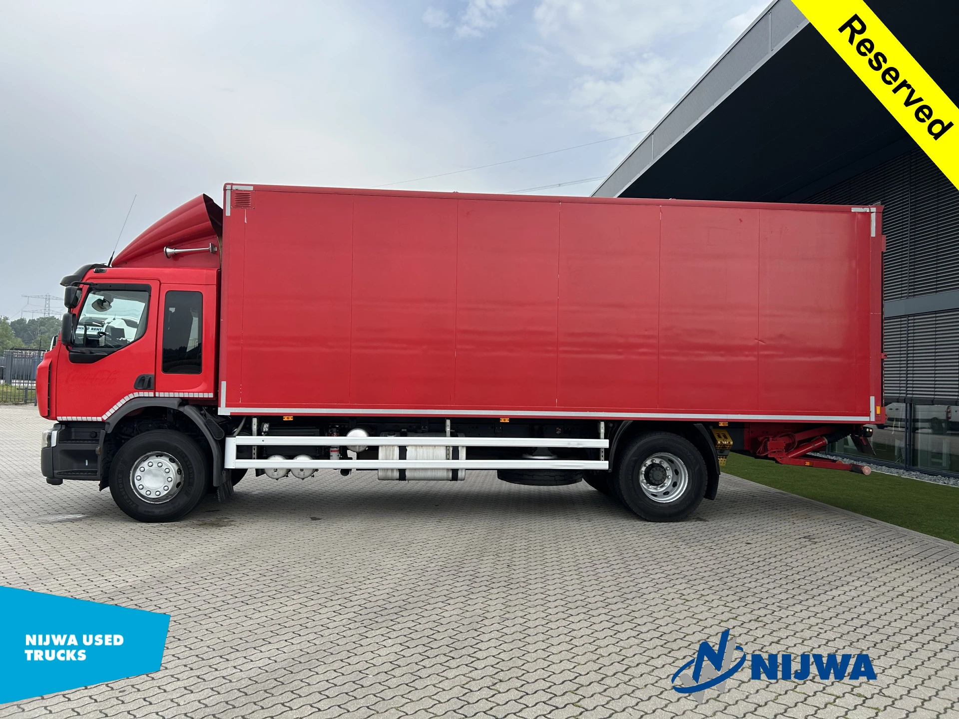 Renault D WIDE 280 4x2 Low mileage + Laadklep 3000 KG 2017 afbeelding 16