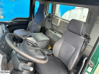 MAN TGA 2003 - 33 360 6x4, 12.000L, Manual, Steel suspension bild 8