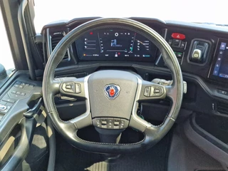 Scania R 2024 - R460 Highline 4x2 - New dashboard - Retarder - Night clima - Alloy wheels - 2x tank image 16