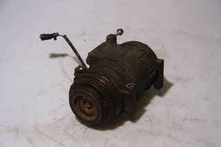 Iveco - Heating, Ventilation & AC AC Compressor Iveco Gebruikt for sale
