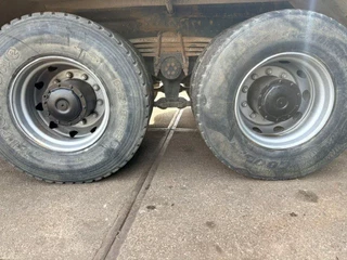MAN FE 2001 - 410A 8x4 FULL STEEL KIPPER (ZF16 MANUAL GEARBOX / ZF-INTARDER / FULL STEEL SUSPENSION / REDUCTION AXLES / AIRCONDITIONING) immagine 7