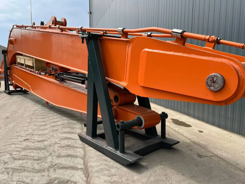 Hitachi 2026 - ZX210 18m Set Long Reach Equipment afbeelding 9