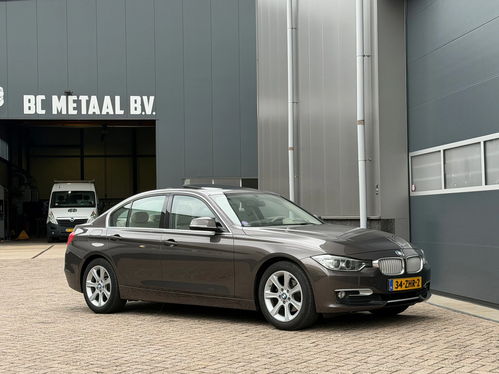 BMW 3 Serie 2012 - 320i EfficientDynamics Edition Upgrade Edition bj.2012 Navi|Leder|Open dak|Nap. afbeelding 7