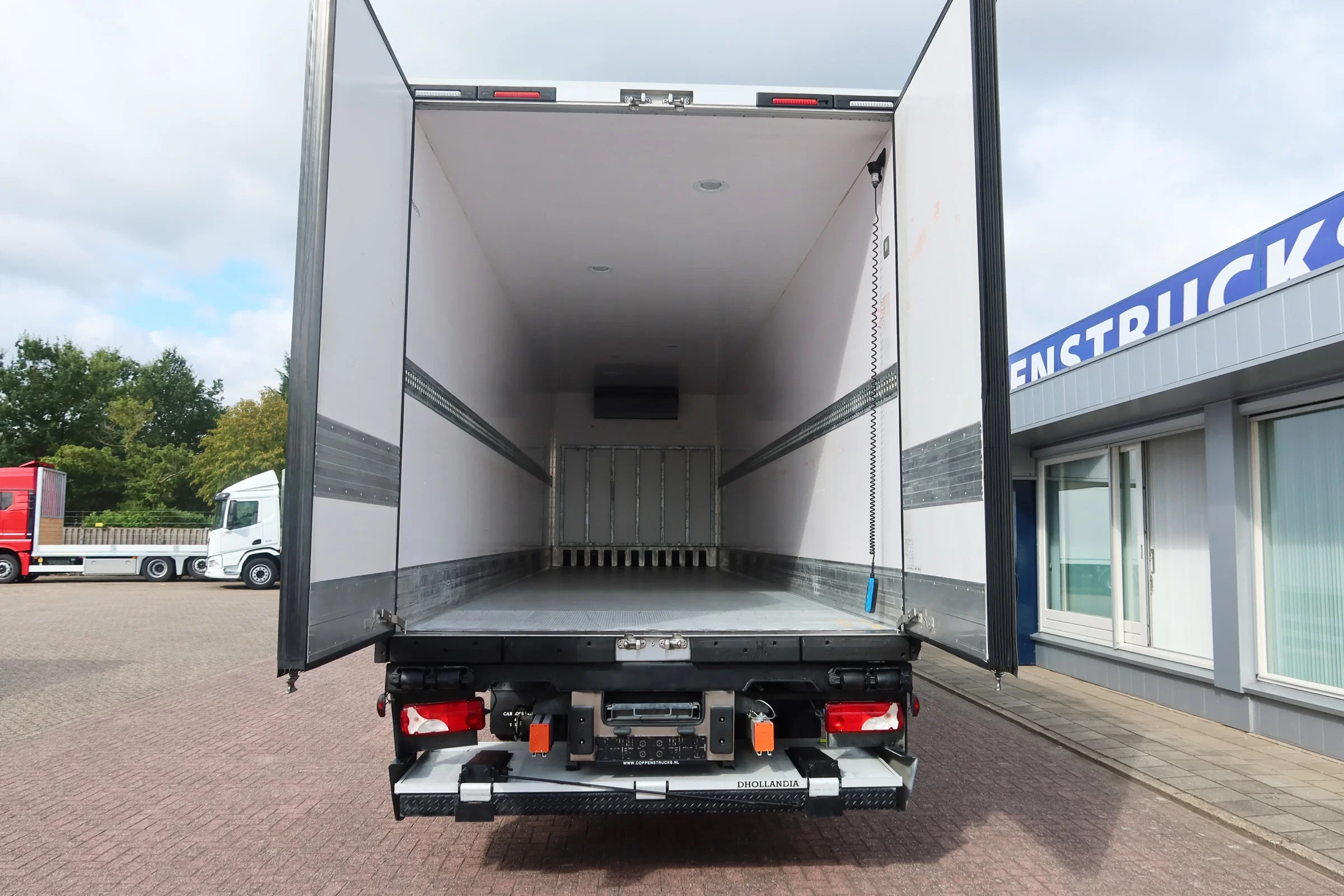 Scania P 2020 - P320 Koel/Vries Bakwagen + DHollandia 2000kg obrázek 3