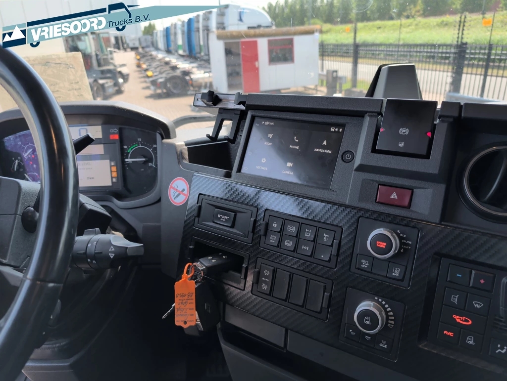 Renault 2022 - T 520 High MEGA met hefschotel afbeelding 6