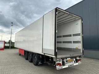 Schmitz Cargobull N/A 2017 - THERMOKING SLXi 300 D/E (only 5.512hrs) / 2x LIFTAXLE / PALLETBOX / NL-trailer / APK: 07-2026 obrazek 6