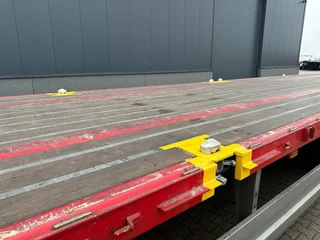 Pacton Oplegger 2020 - platte met twist locks voor 1x40FT / 2x20FT /1x20FT centraal / 1x30FT / NL trailer / APK 12-2026 obrazek 11