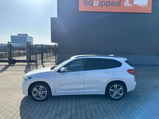 BMW X1 2017 - xDrive 18D M Sport / Navi / Steptronic / LIKE NEW!!! obrazek 3