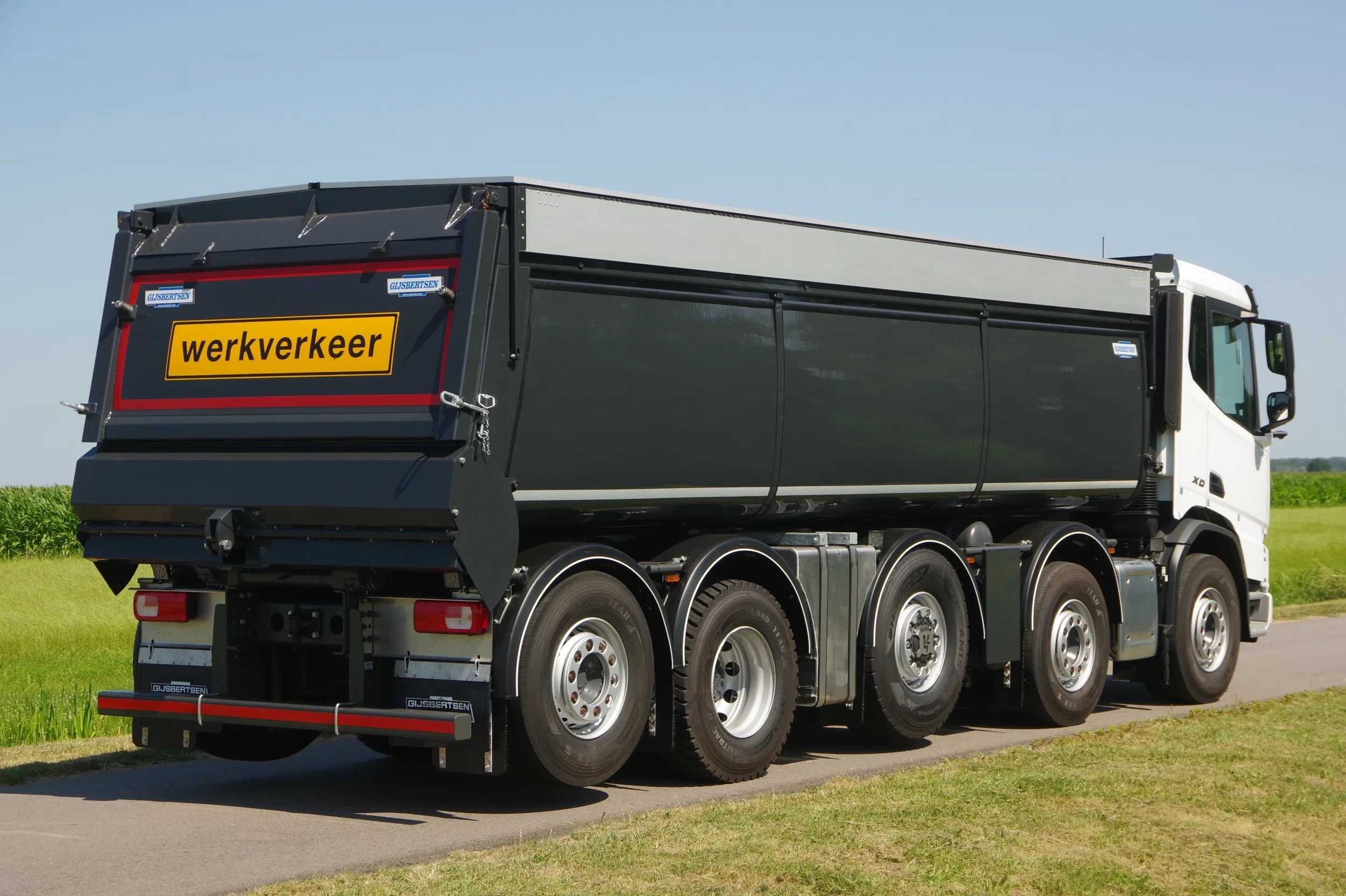DAF XD 450 2024 - 50-tons 10x3/ 10x4 met Gijsbertsen achteroverkipper afbeelding 3