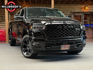Dodge Ram 1500 2024 - Big Horn immagine 1