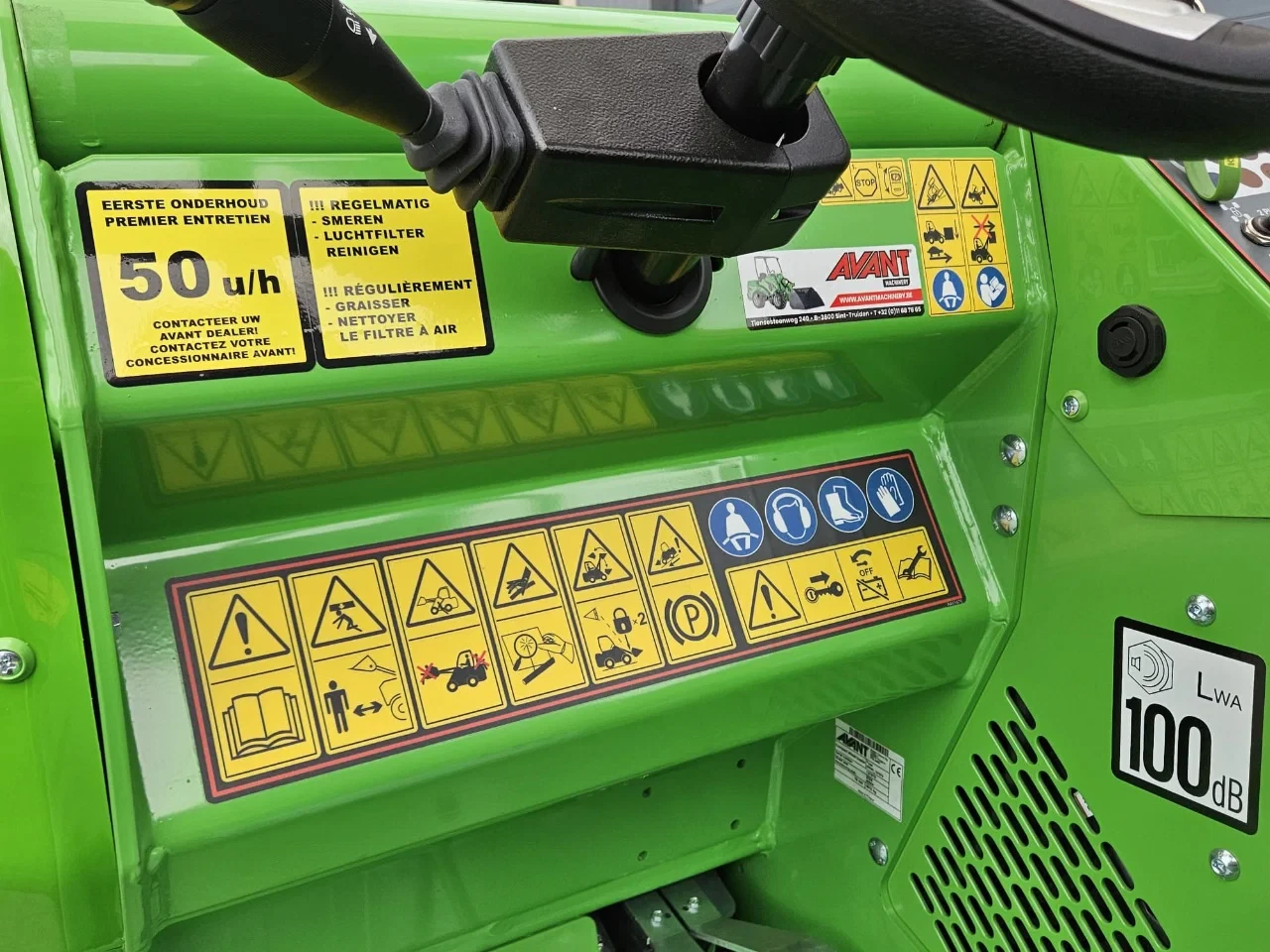 Avant 2024 - 635i Rental mini-shovel afbeelding 30