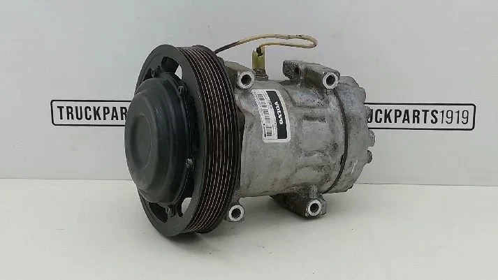 Volvo - Heating, Ventilation & AC Airco compressor Volvo afbeelding 1