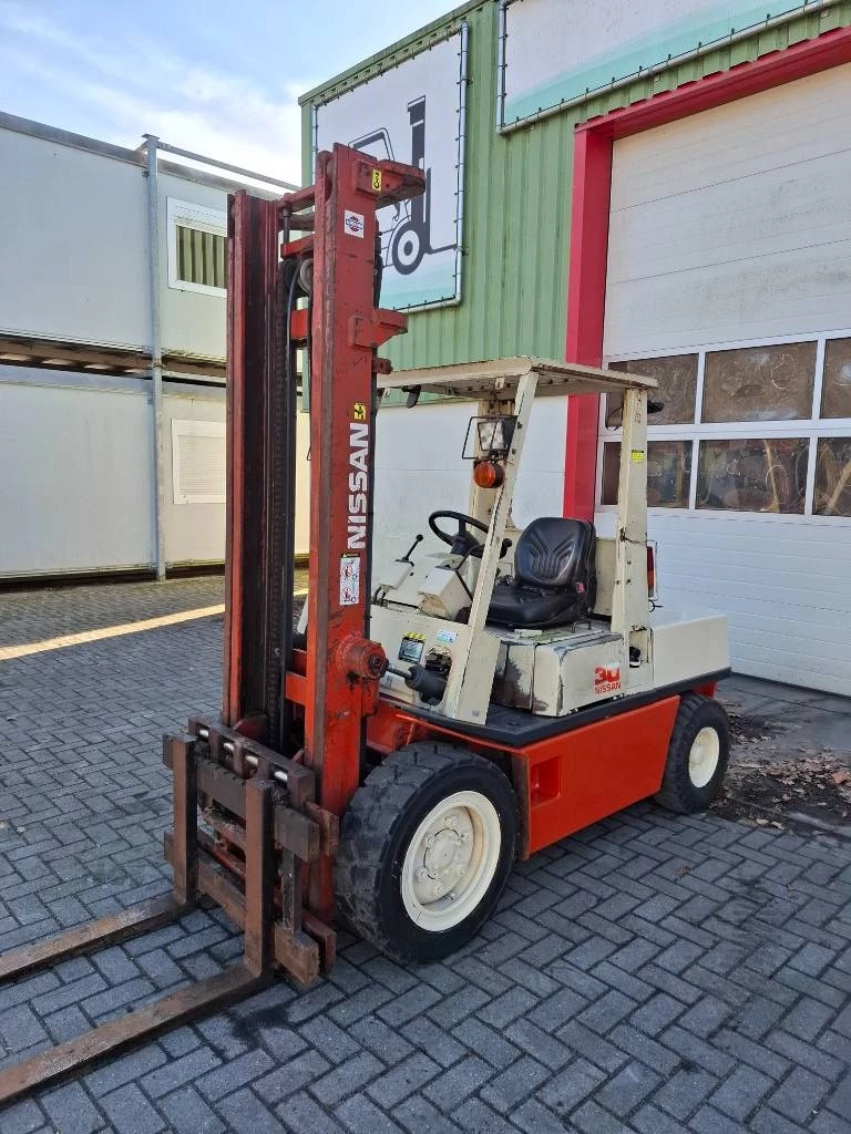 Nissan 1992 - EFG02A30U Heftruck Bild 8