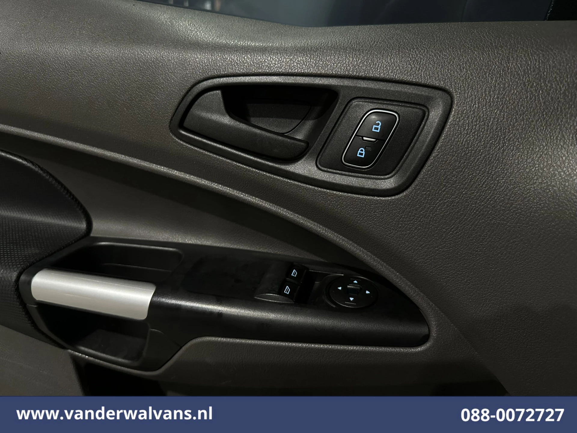 Ford Transit Connect 2021 - 1.5 EcoBlue 100pk L2H1 Euro6 Airco | Camera | Navigatie | Apple Carplay | Android Auto obrázek 20