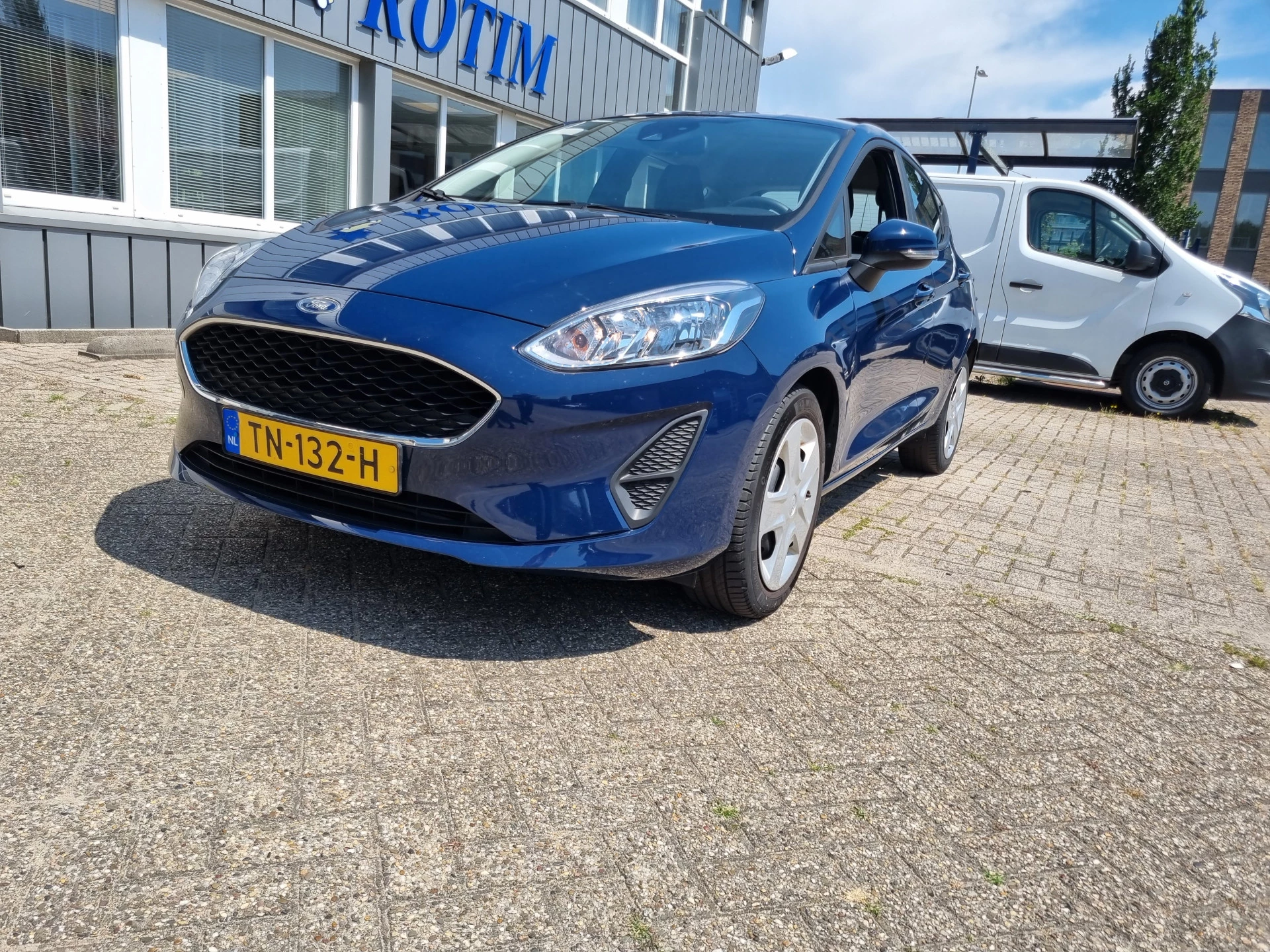Ford Fiesta 2018 - 1.1 Trend AIRCO, NAV. PDC. image 2